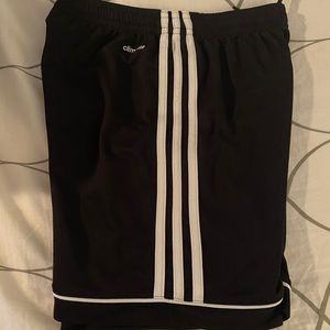 Adidas athletic shorts boys size M EUC